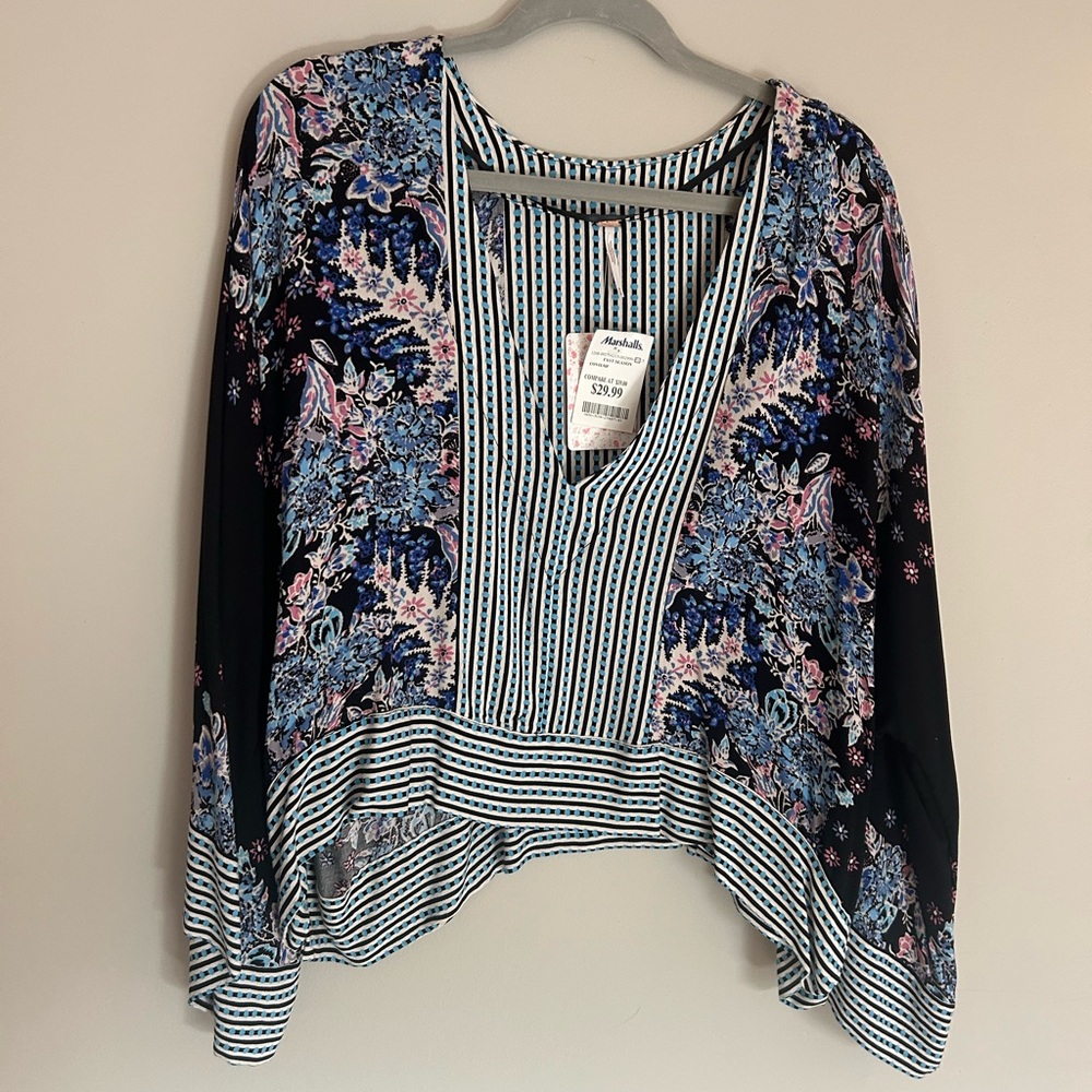 Free People cropped floral shirt - M